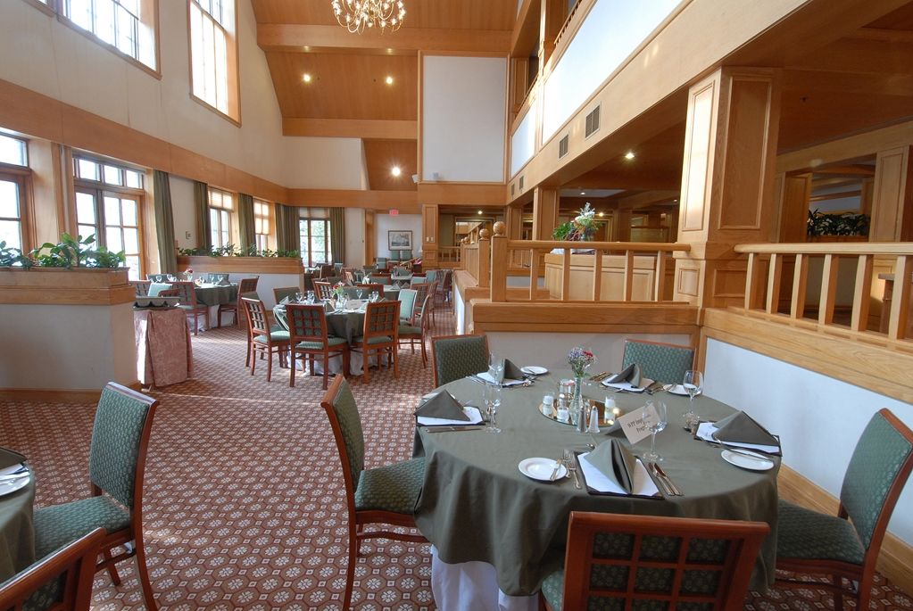 Hotel Lakota Oaks Norwalk Restaurant foto